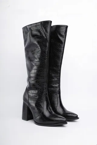 BOTA C/LARGA NEGRA # 41 BELLOTA